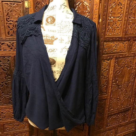 3 for $15.00 Umgee Blue Blouse - Picture 3 of 7